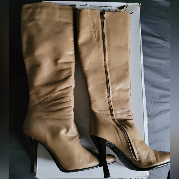 Tan Leather Boot  - Size 38 - Picture 3 of 7